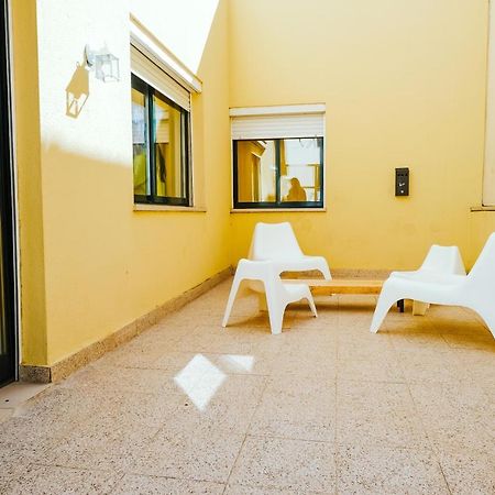 Help Yourself Hostels - Restelo Lisboa Εξωτερικό φωτογραφία