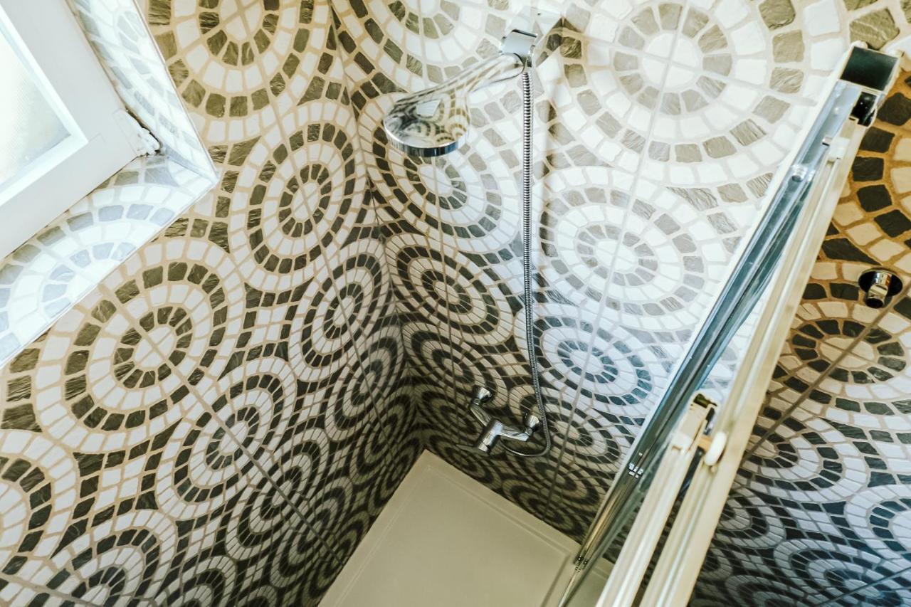 Help Yourself Hostels - Restelo Lisboa Εξωτερικό φωτογραφία