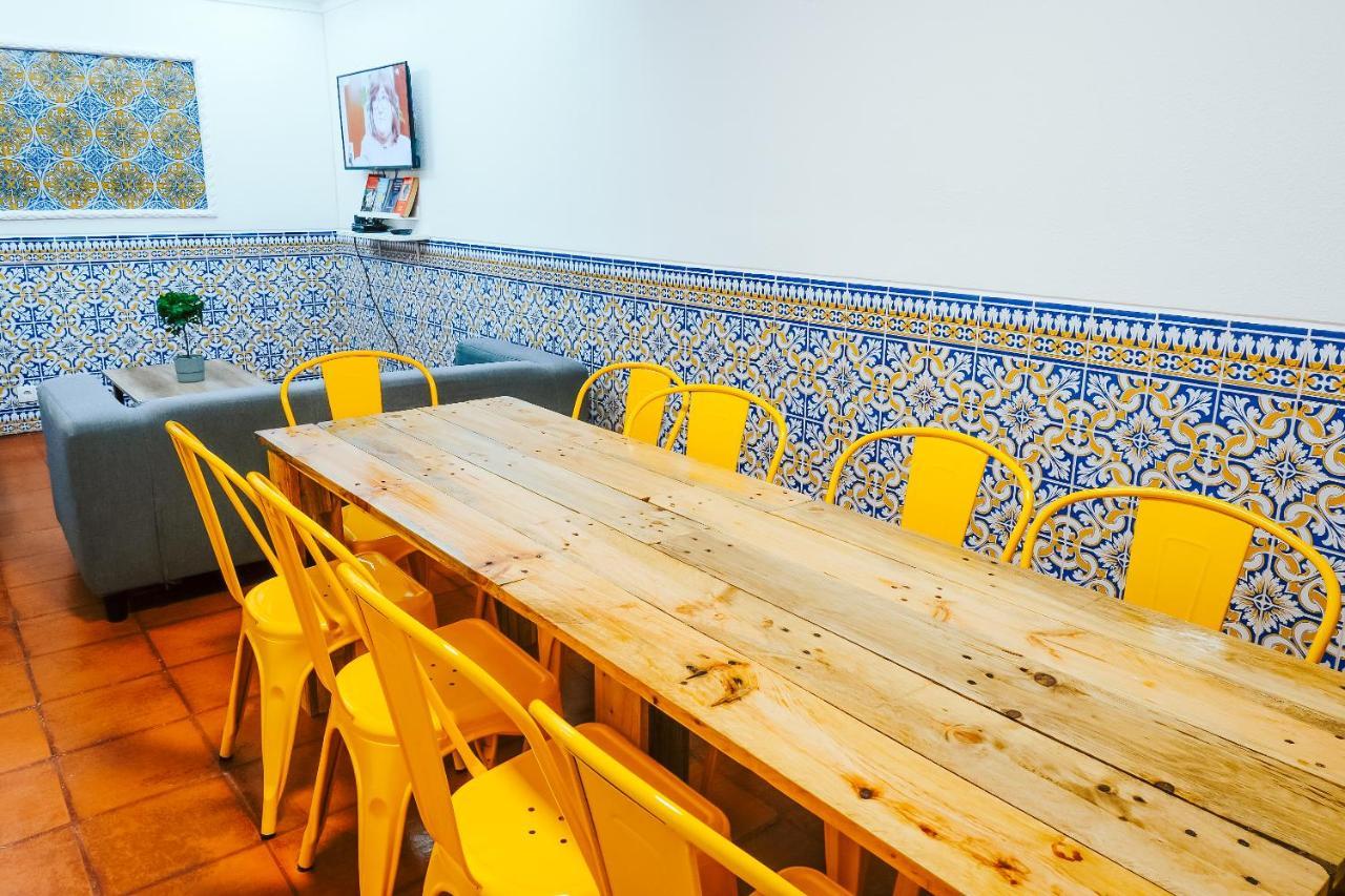 Help Yourself Hostels - Restelo Lisboa Εξωτερικό φωτογραφία