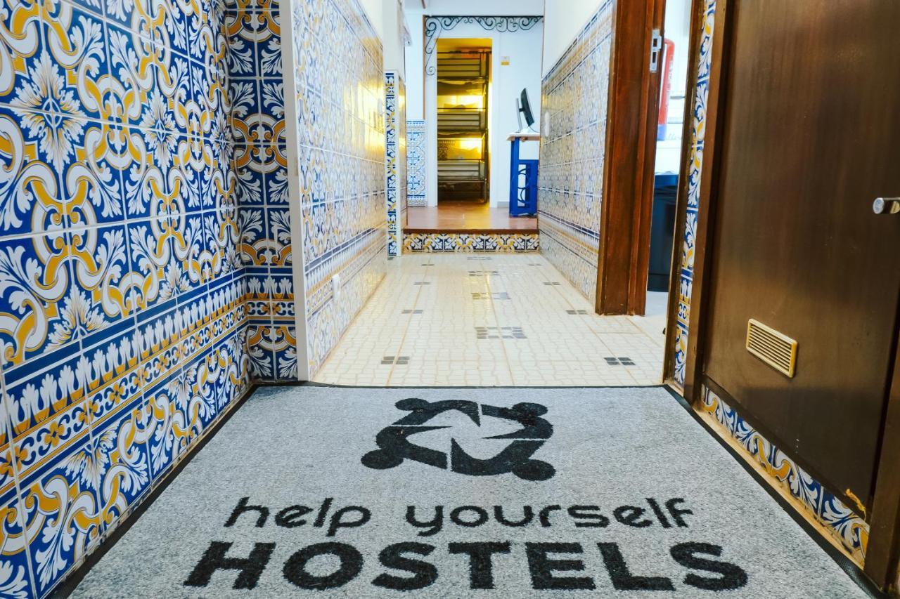 Help Yourself Hostels - Restelo Lisboa Εξωτερικό φωτογραφία